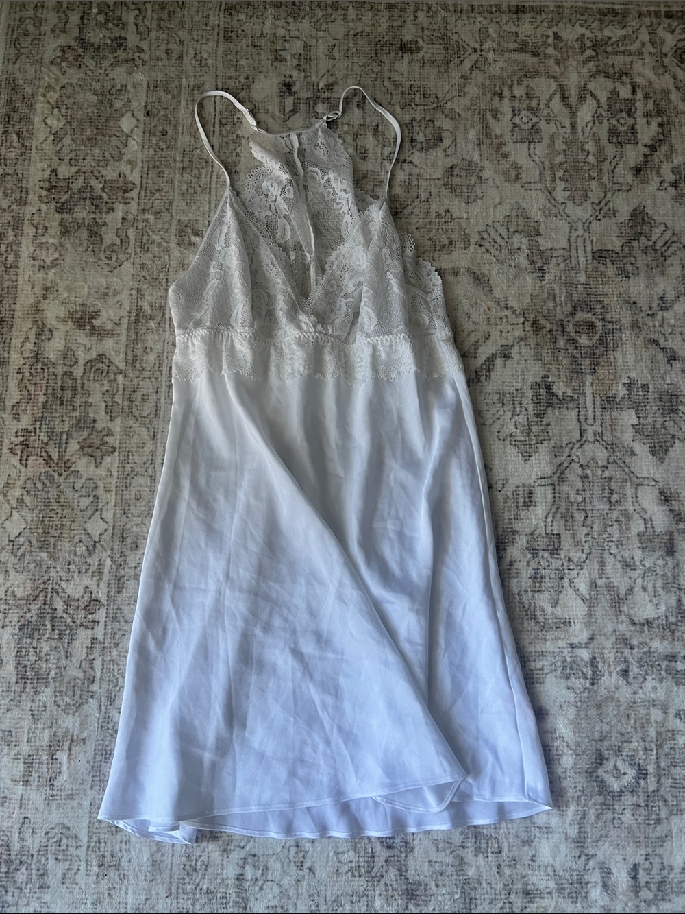 La Vie En Rose White Lace-Trim Slip